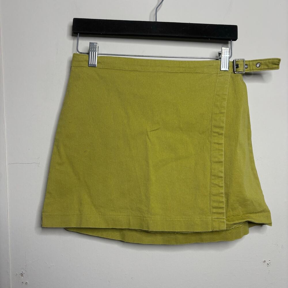 Wild Fable Neon Green Buckle Mini Skirt Women's Size Small